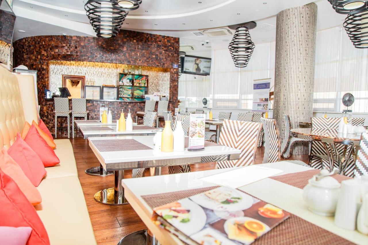 Boutique Hotel Health Club&Spa Grand Prix Akmola Esterno foto