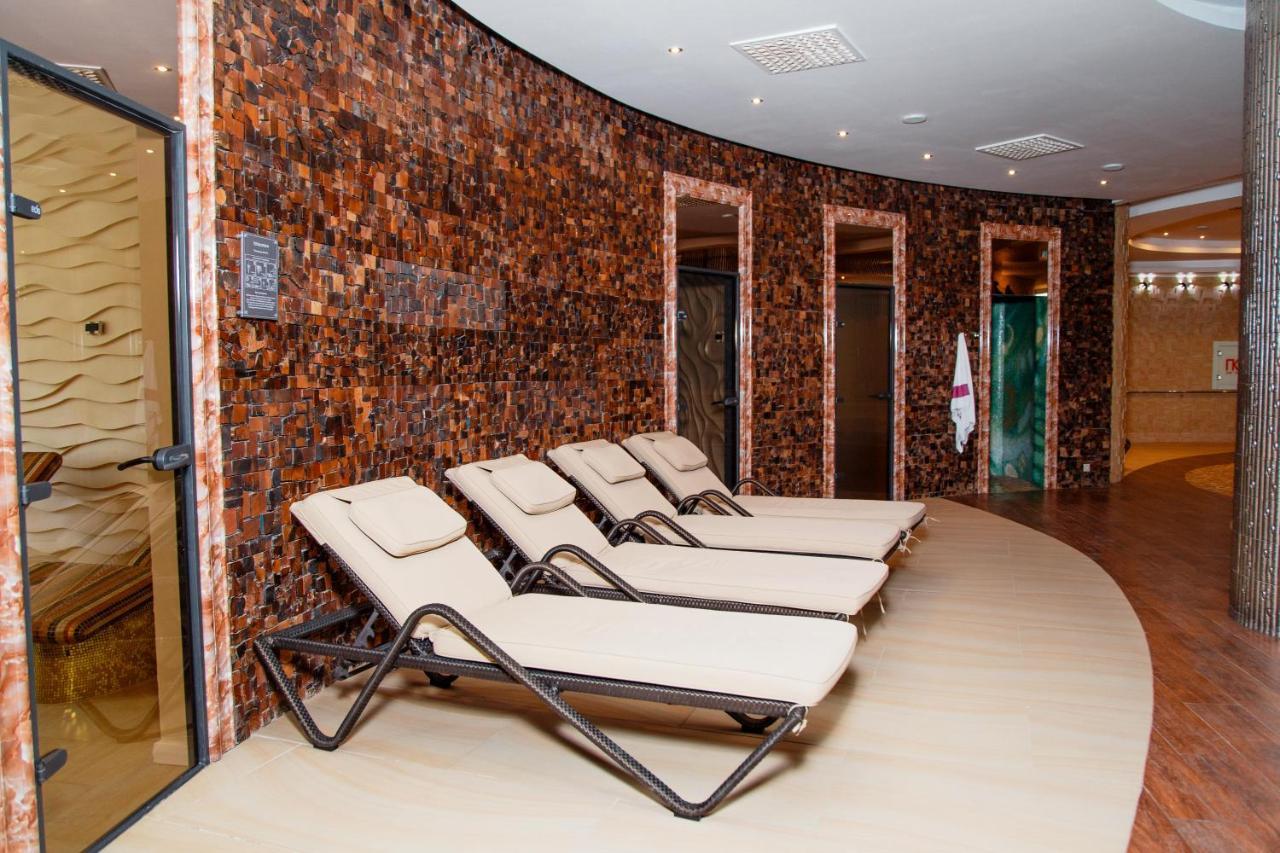 Boutique Hotel Health Club&Spa Grand Prix Akmola Esterno foto