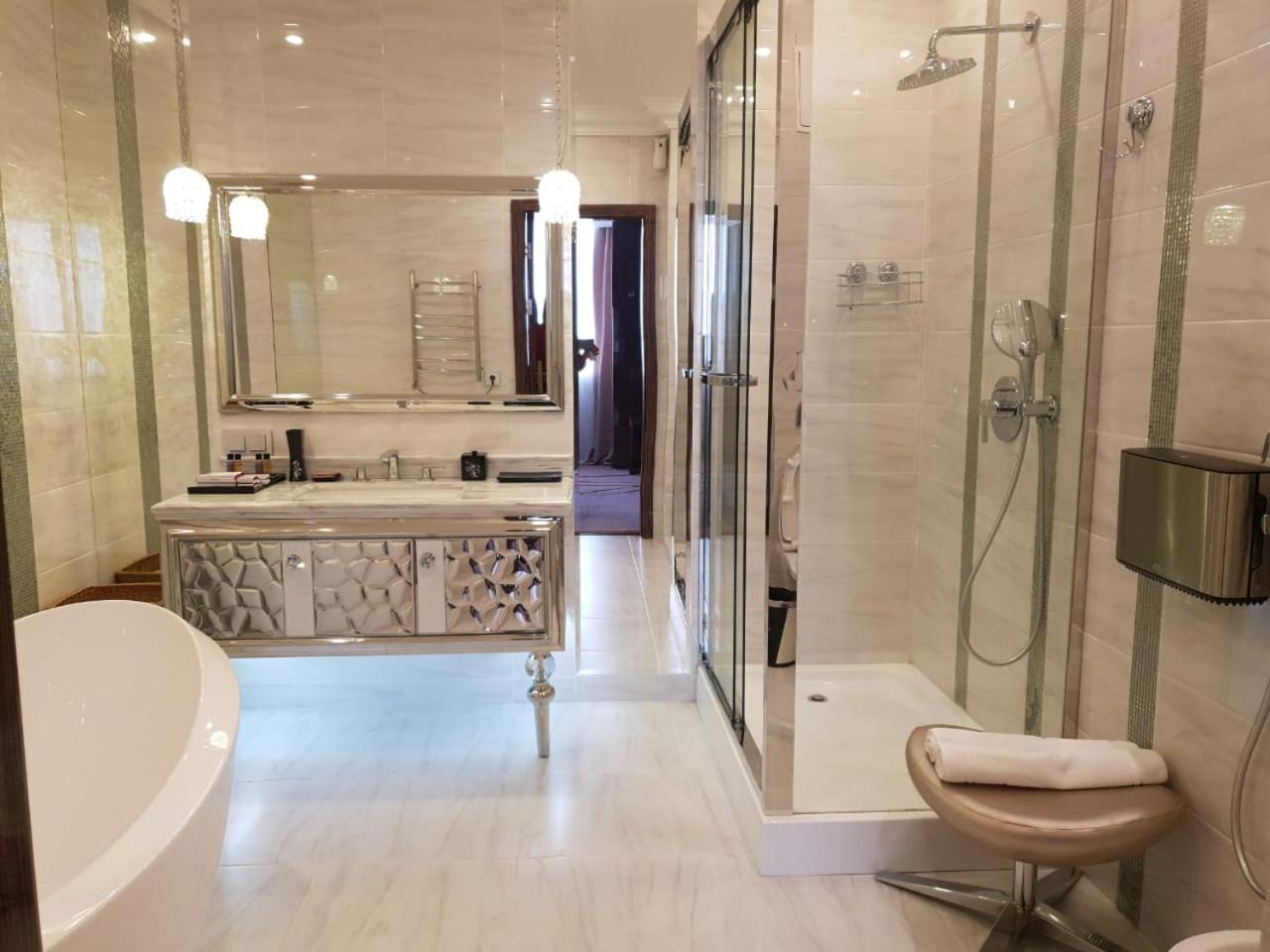 Boutique Hotel Health Club&Spa Grand Prix Akmola Esterno foto